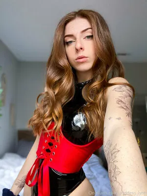 goddess_lynn / _goddesslynn_ фото голая #0008