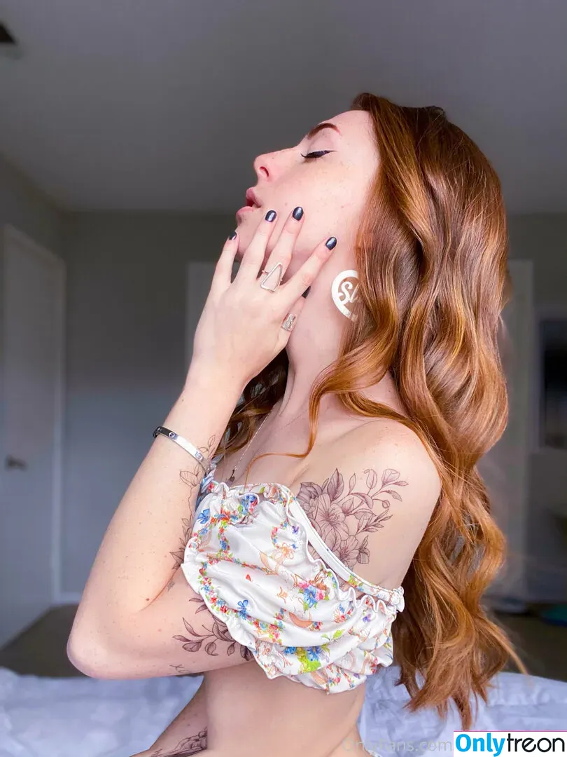 goddess_lynn голая photo #0005 (_goddesslynn_)