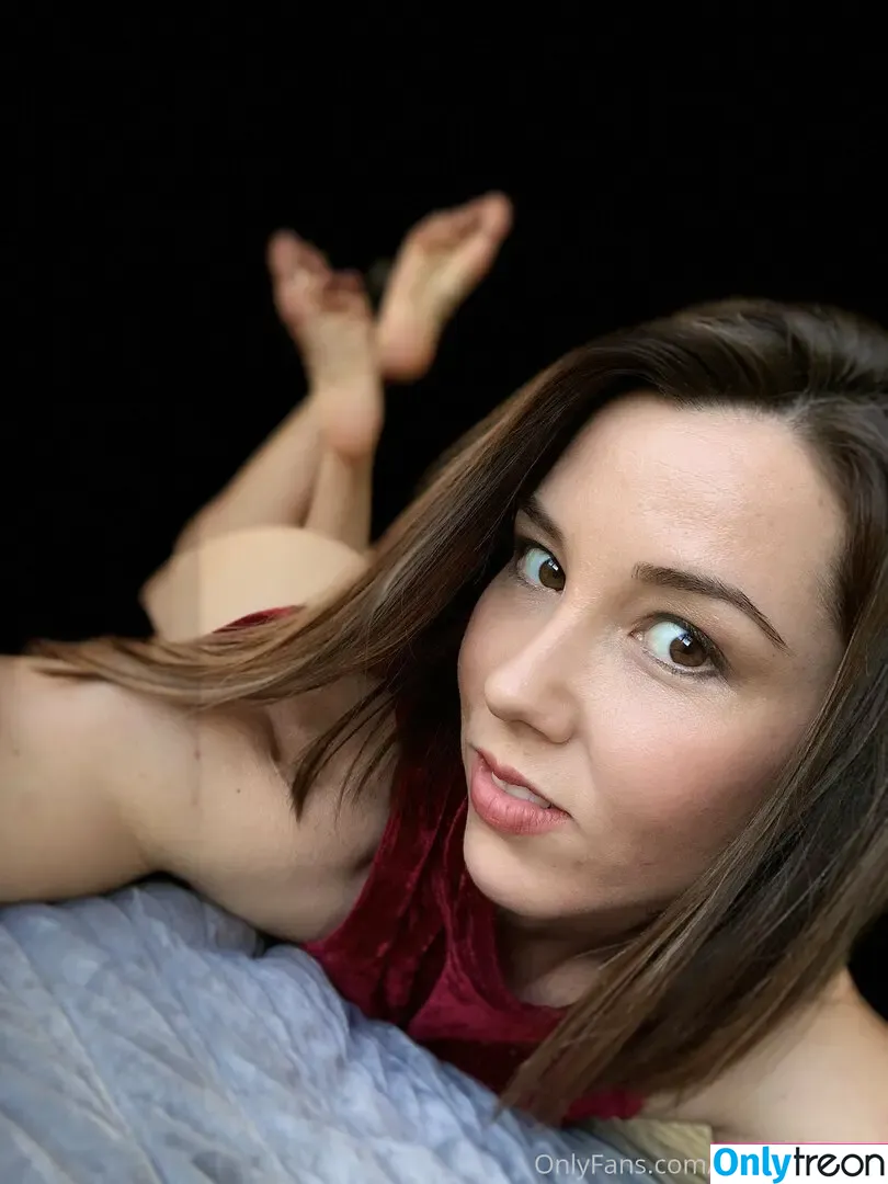Goddess Wolfe nude photo #0025 (GoddessWolfe)