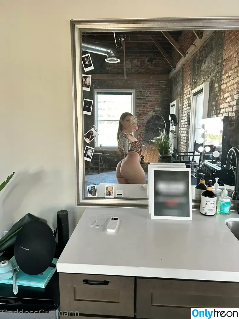 Goddessguzman nude photo #0016 (goddessgzmnn)