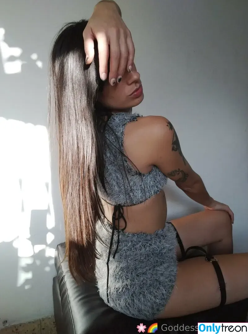 goddessirina голая photo #0030 (goddessirina)