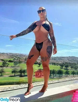 goddesslola / lolas_playhouse nude photo #0012
