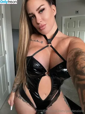 goddesslola / lolas_playhouse nude photo #0127