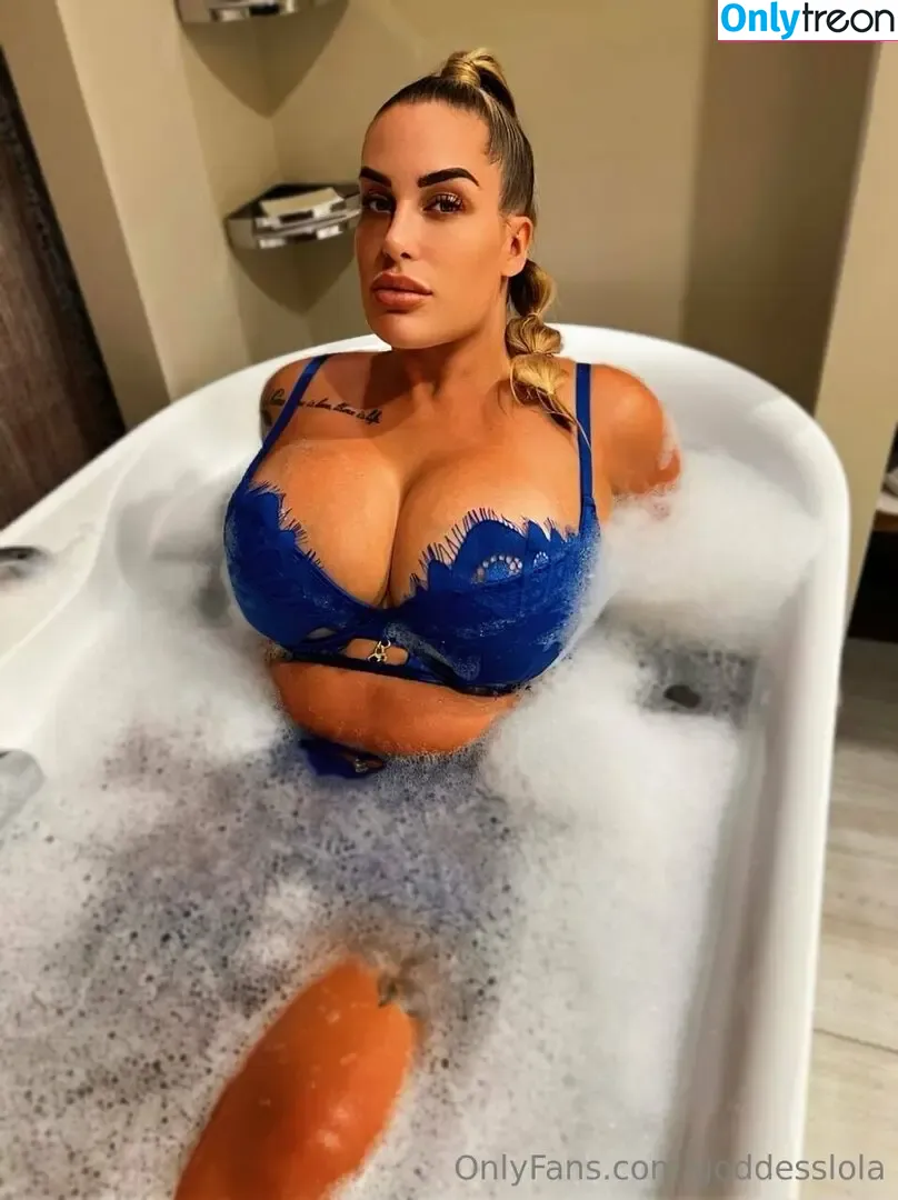goddesslola nude photo #0054 (lolas_playhouse)