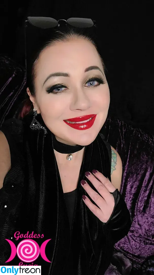 goddesslycia голая photo #0024 (goddesslycia)