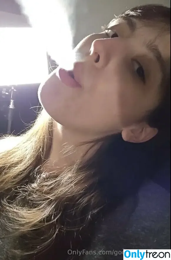 goddessofsmoke nude photo #0035 (goddess__of__smoke)