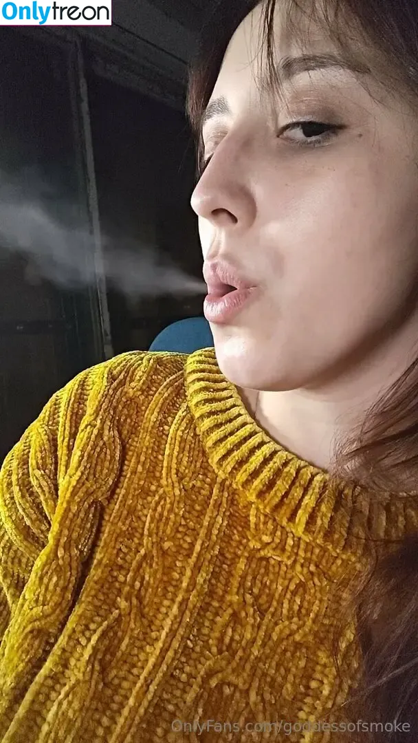 goddessofsmoke nude photo #0117 (goddess__of__smoke)