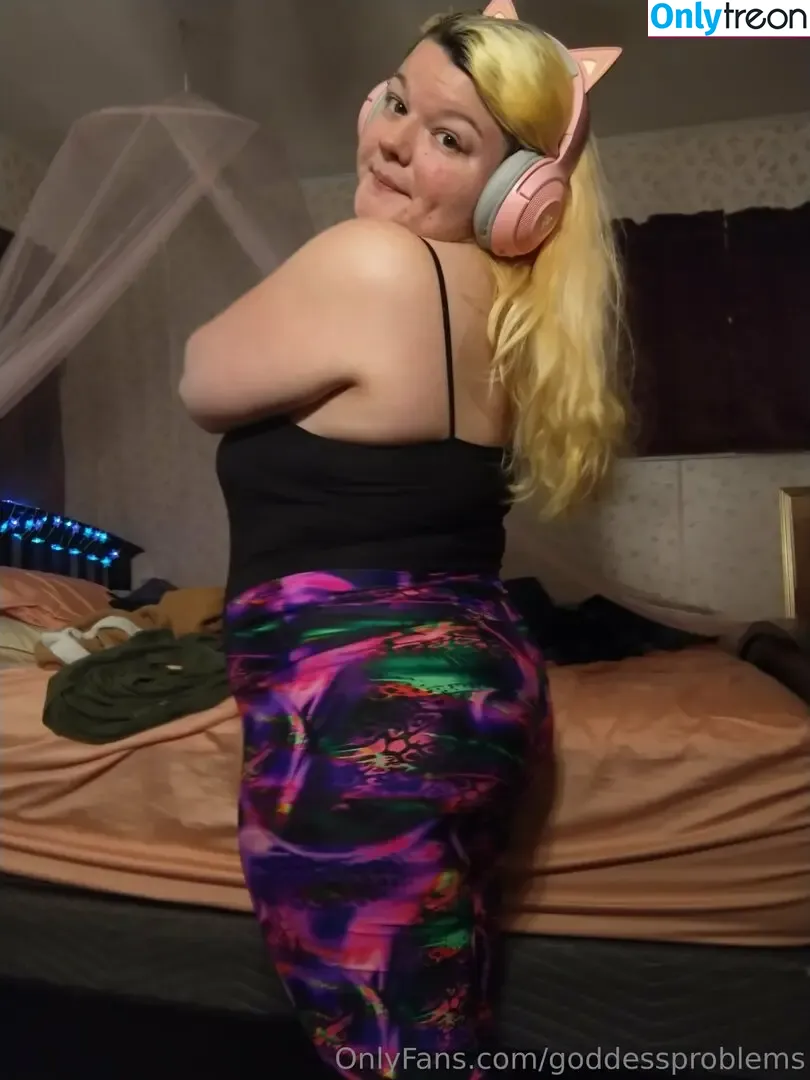 goddessproblems голая photo #0003 (kyliekassh)