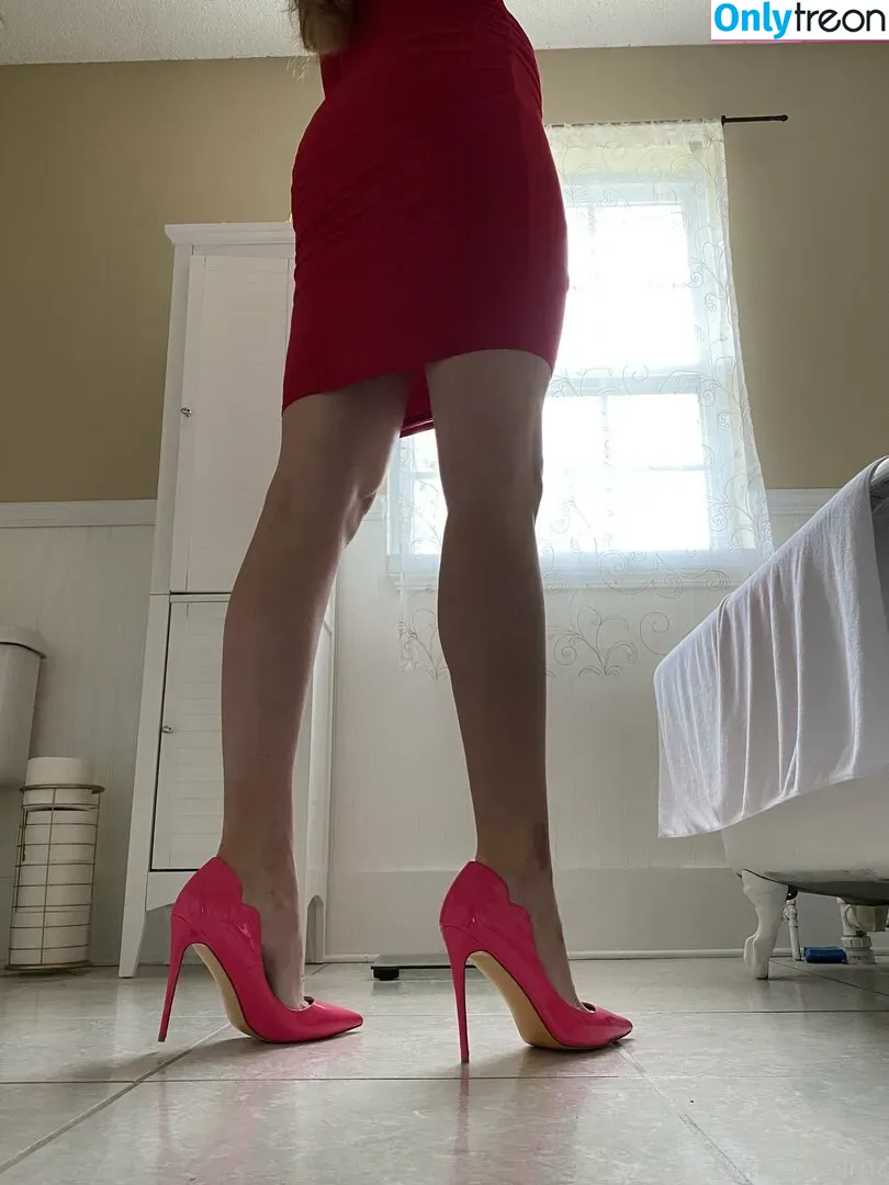 goddesstalltasha nude photo #0065 (NatashaBurnz / goddesstalltas1 / natasha.burnz)