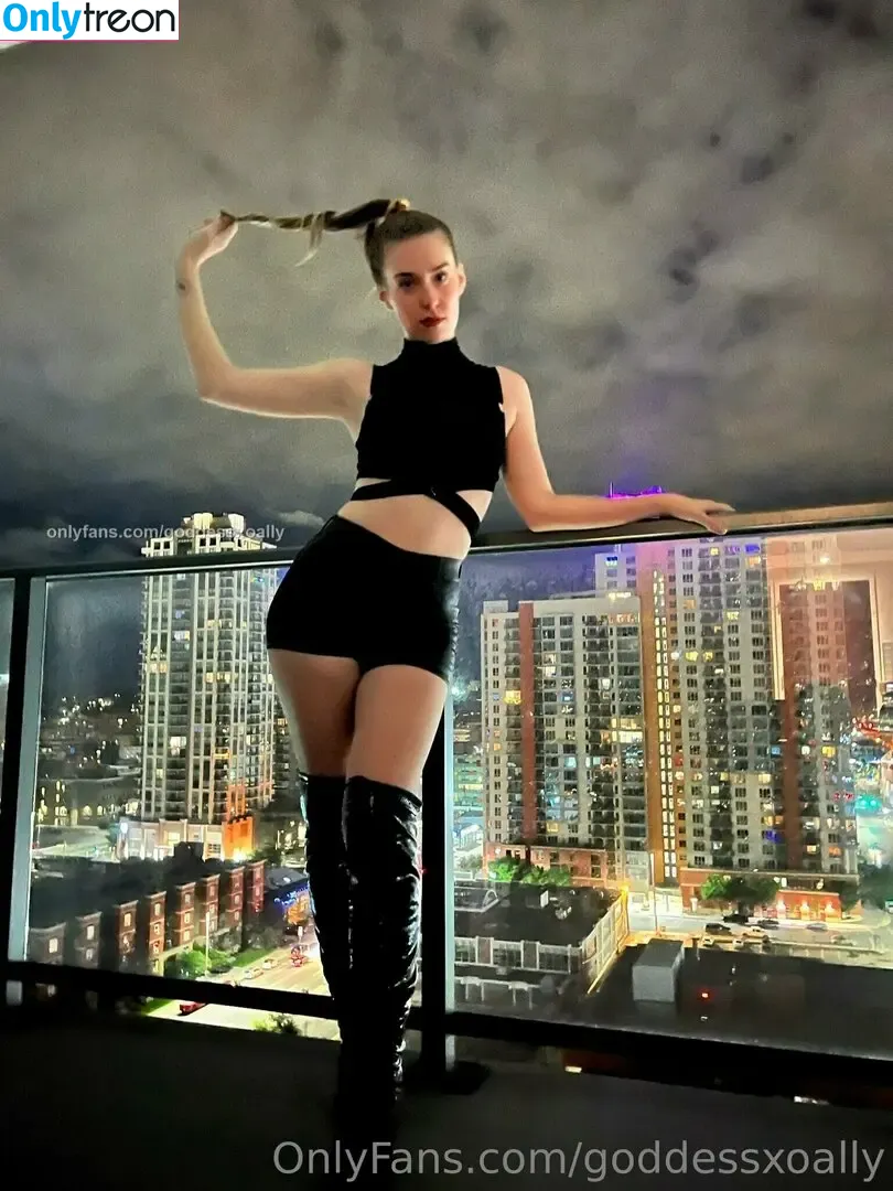 goddessxoally nude photo #0001 (ally.goddess)