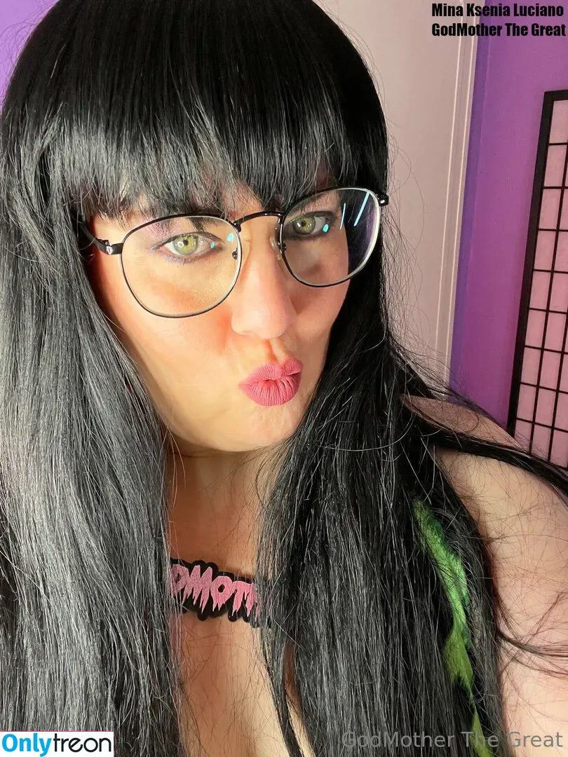 godmotherthegreatfree nude photo #0108 (forever_90s_fan)