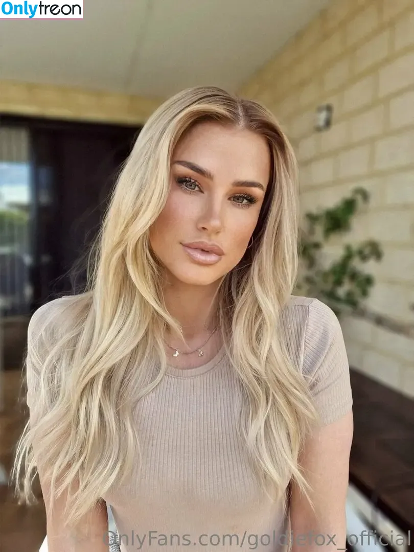 goldiefox_official голая photo #0025 (__xxgoldiefoxx__)