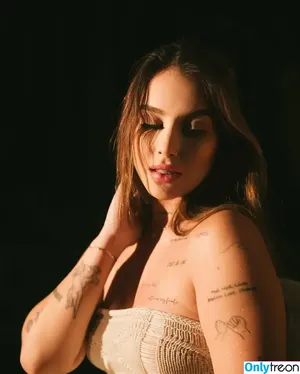Gonzalez M. Laura / lauragonzalezs__ / lauragonzalezs__ [Nudes] nude photo #0009