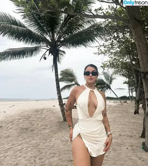 Gonzalez M. Laura / lauragonzalezs__ / lauragonzalezs__ [Nudes] nude photo #0027