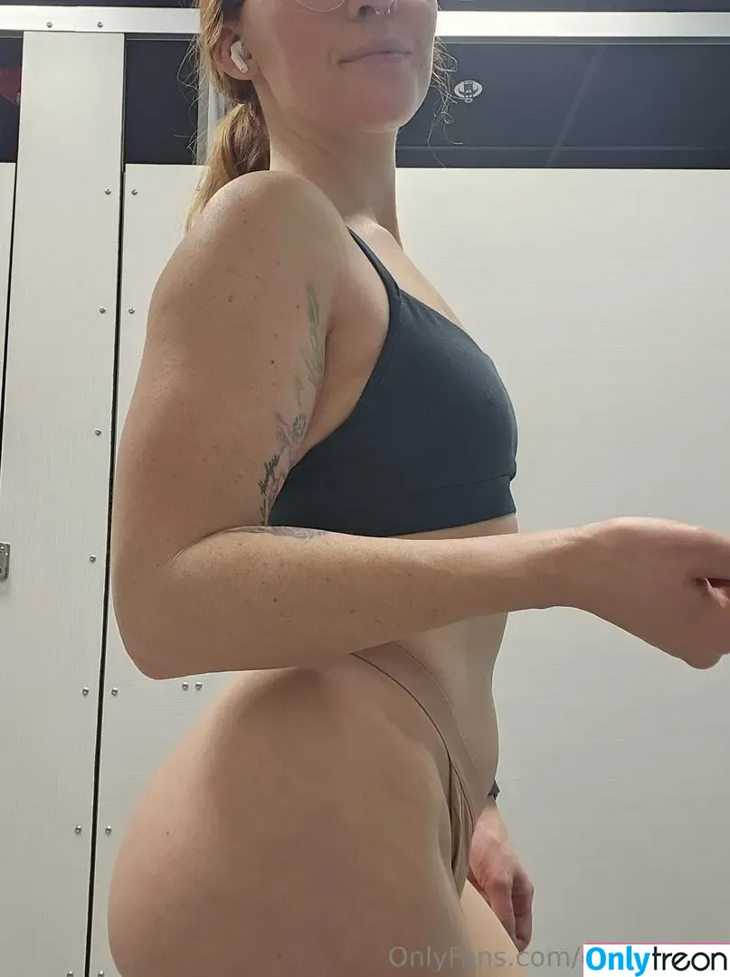 goodgirlvik nude photo #0029 (victoriakathleen)