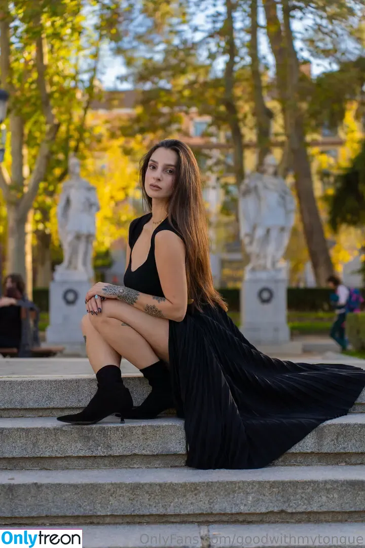 goodwithmytongue nude photo #0019 (good_withmytongue)