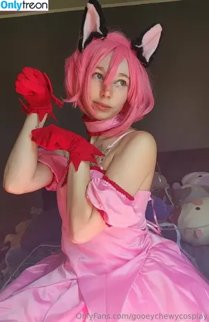 gooeychewycosplay / gooeychewy_cosplay nude photo #0187