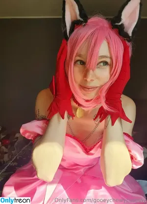 gooeychewycosplay / gooeychewy_cosplay nude photo #0188