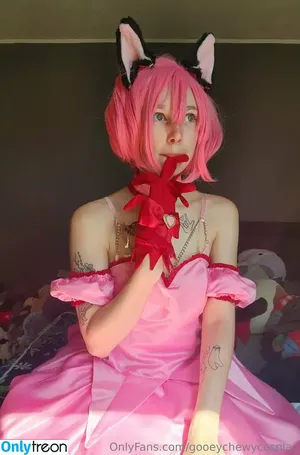 gooeychewycosplay / gooeychewy_cosplay nude photo #0190