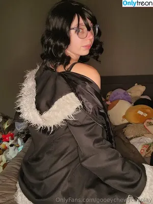 gooeychewycosplay / gooeychewy_cosplay nude photo #0203