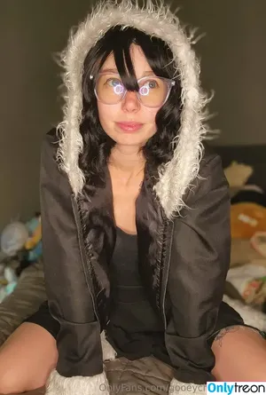 gooeychewycosplay / gooeychewy_cosplay фото голая #0211