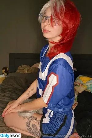 gooeychewycosplay / gooeychewy_cosplay фото голая #0217