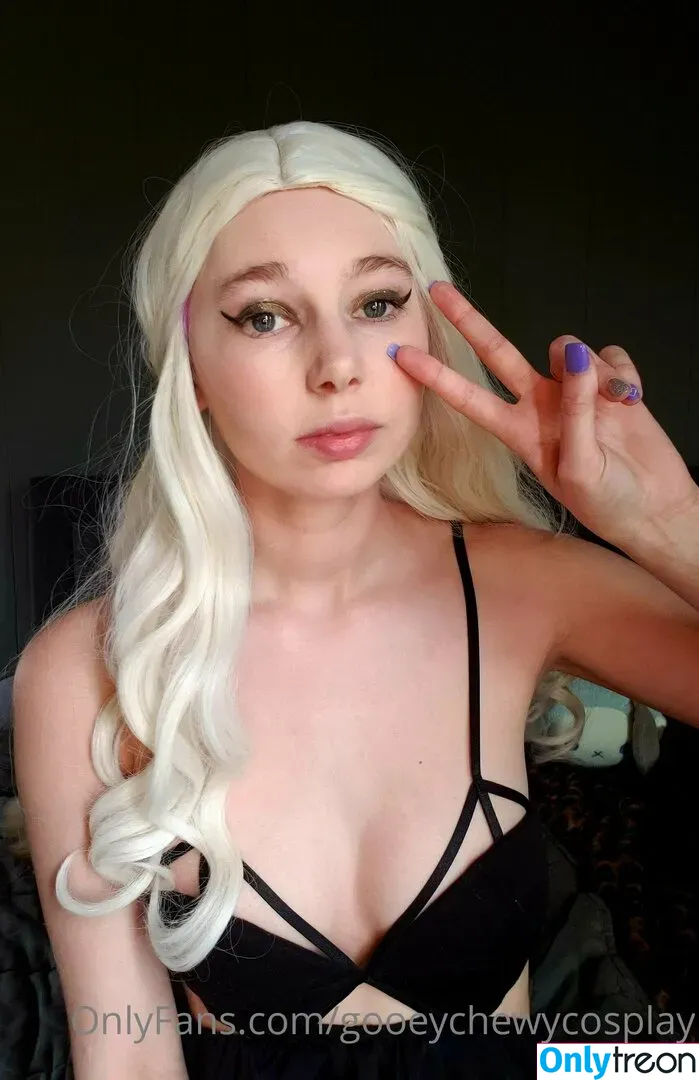 gooeychewycosplay nude photo #0047 (gooeychewy_cosplay)