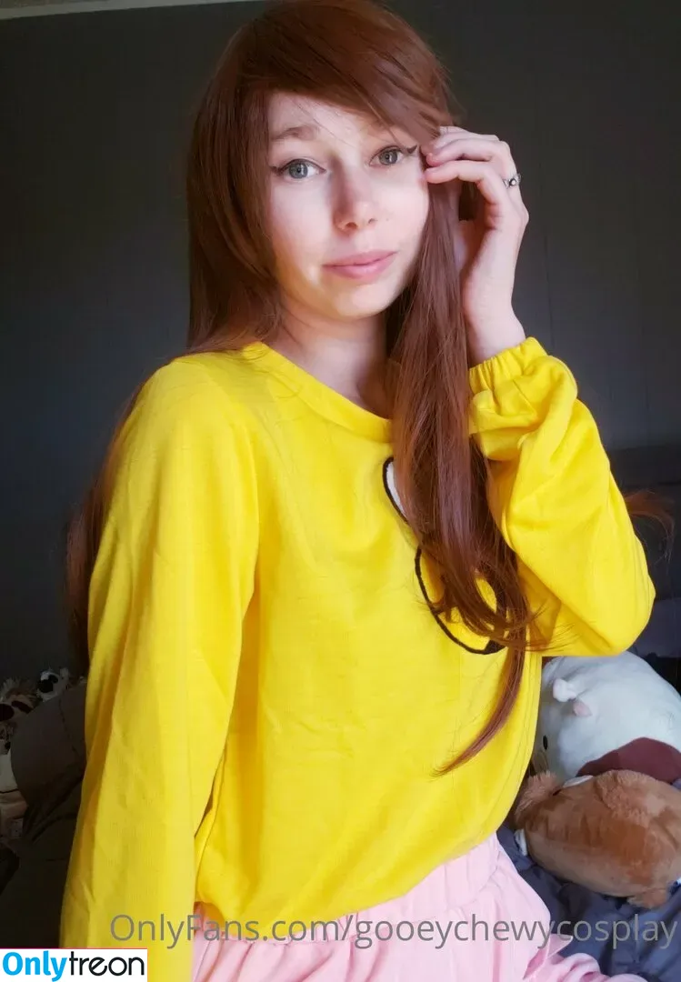 gooeychewycosplay nude photo #0077 (gooeychewy_cosplay)