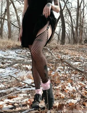 goth-kitteen.free / gothicgirl120 фото голая #0001