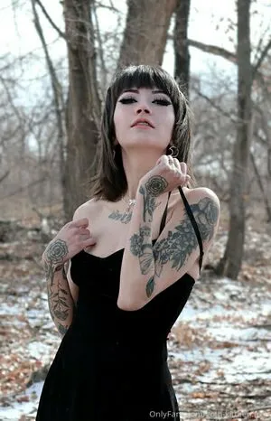 goth-kitteen.free / gothicgirl120 фото голая #0006