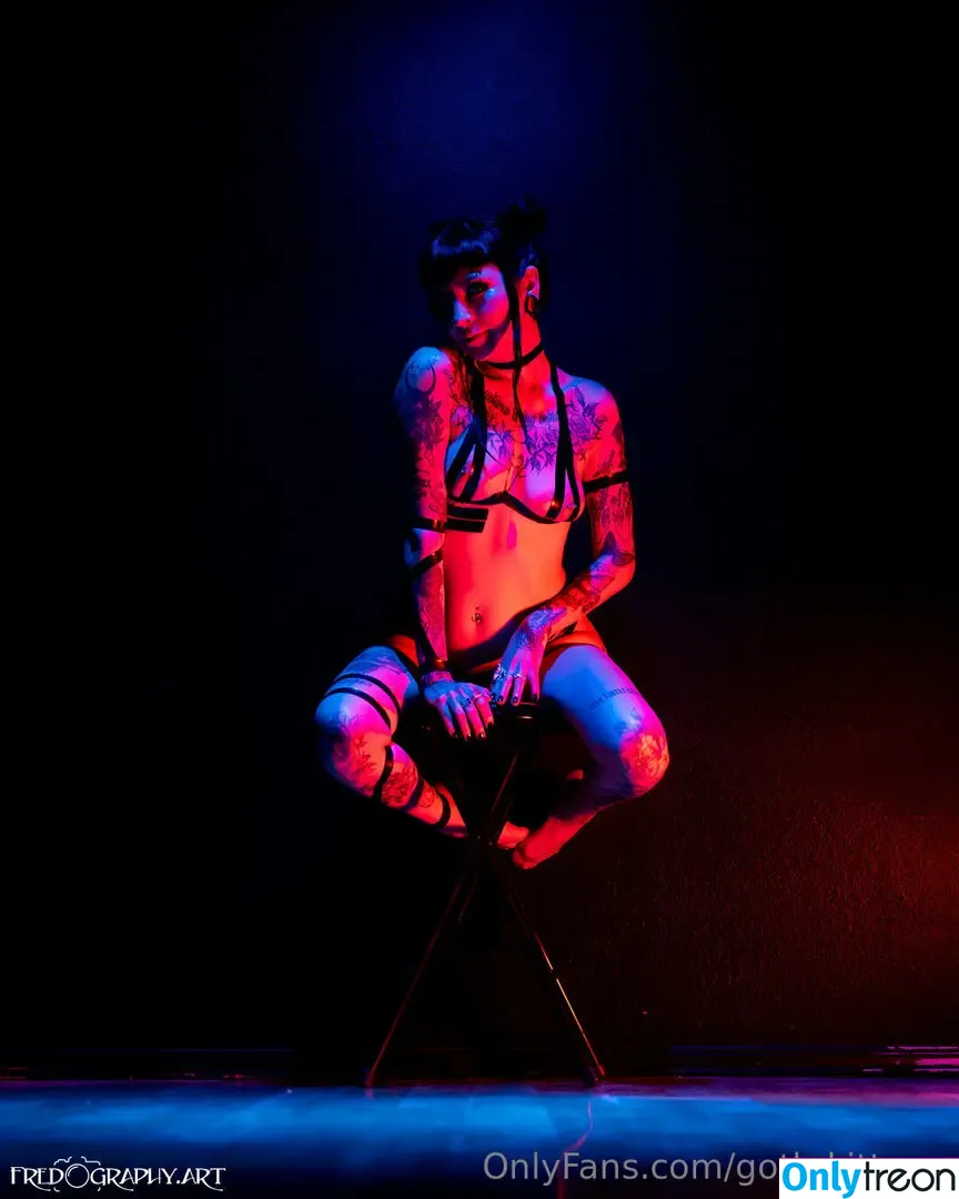 goth-kitteen nude photo #0168 (gothkitten98)