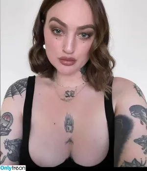 Goth Queen /  / lil__ked / lil_ked nude photo #0065