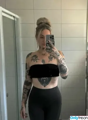 Goth Queen /  / lil__ked / lil_ked nude photo #0067