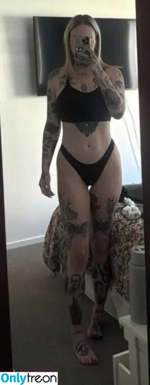 Goth Queen /  / lil__ked / lil_ked nude photo #0093