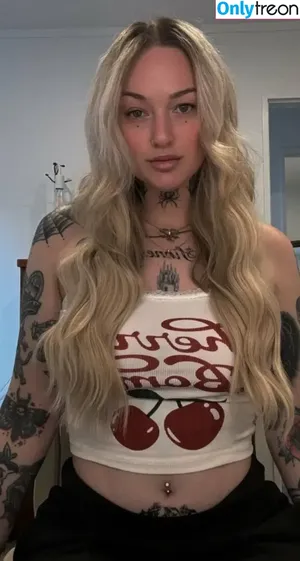 Goth Queen /  / lil__ked / lil_ked nude photo #0098