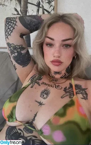 Goth Queen /  / lil__ked / lil_ked nude photo #0108