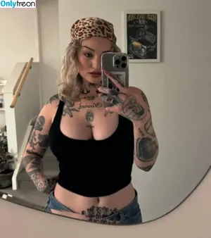 Goth Queen /  / lil__ked / lil_ked nude photo #0127