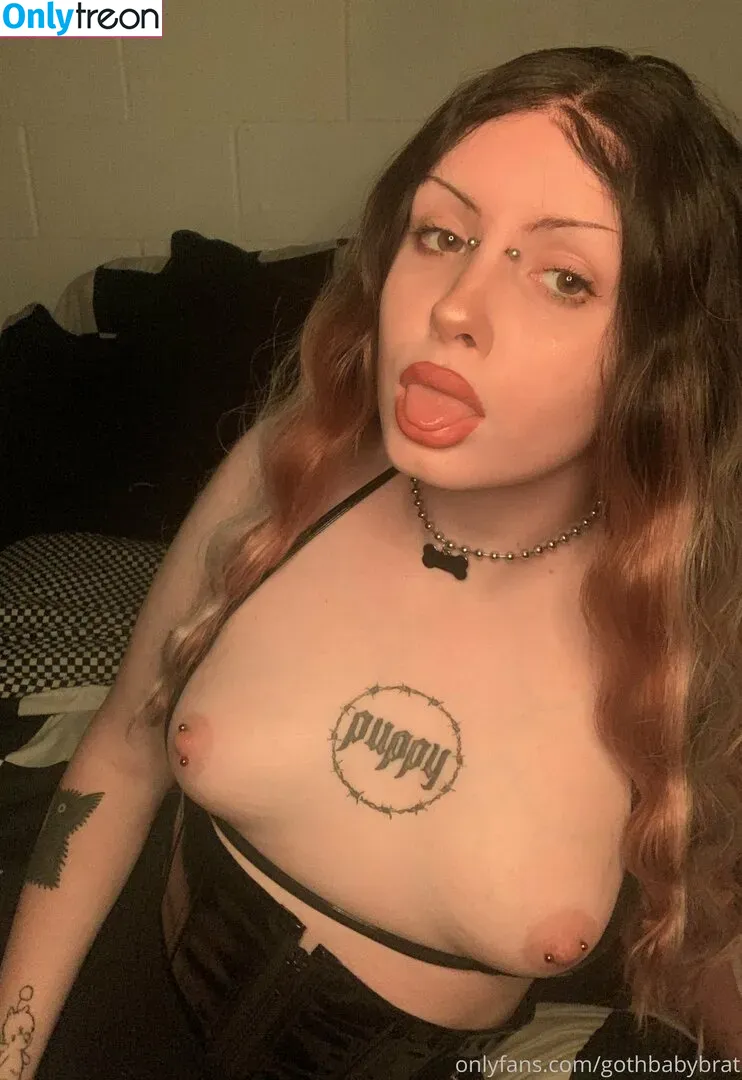 gothbabybrat nude photo #0002 (trashbabybrat666)