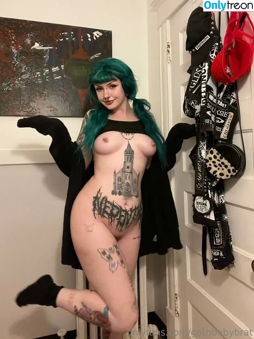 gothbabybrat nude photo #0090 (trashbabybrat666)