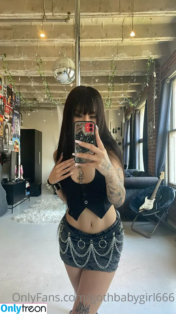 gothbabygirl666 nude photo #0013 (goth_baby666)