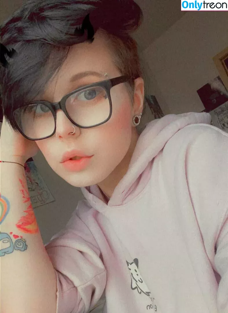 Gothbabypremium nude photo #0045 (gothbabygirlx0 / gothbabygirlxo)