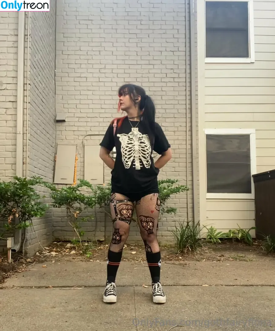 Gothfairyfiona nude photo #0014 (Gothfairyfiona)