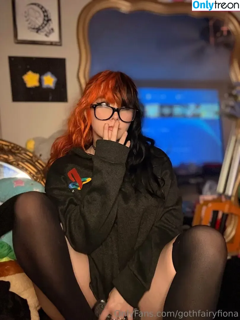 Gothfairyfiona nude photo #0025 (Gothfairyfiona)