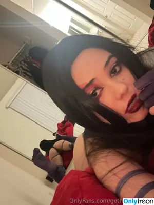 gothgamergirly / gothgirlgaming nude photo #0172