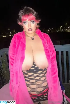 gothgf5555 / goal_diggaaa nude photo #0007