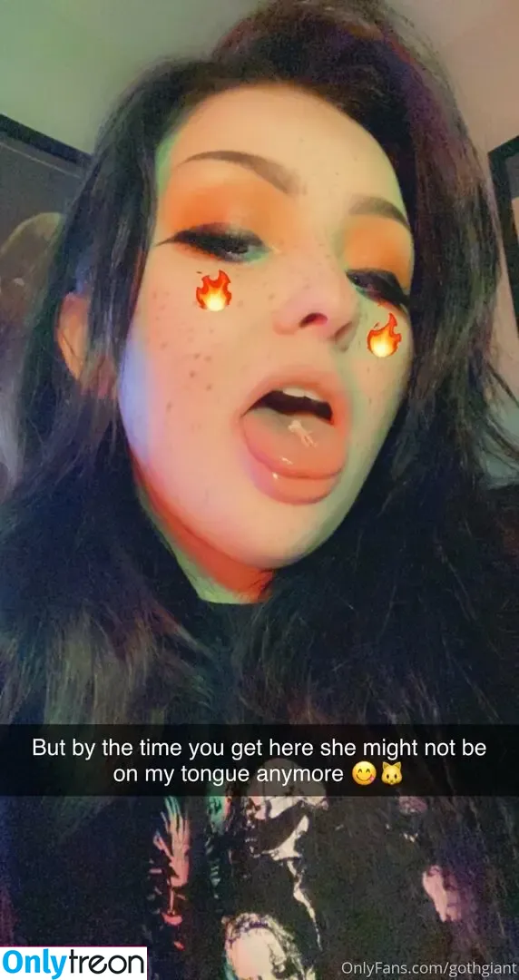 gothgiant nude photo #0030 (goth__egg)