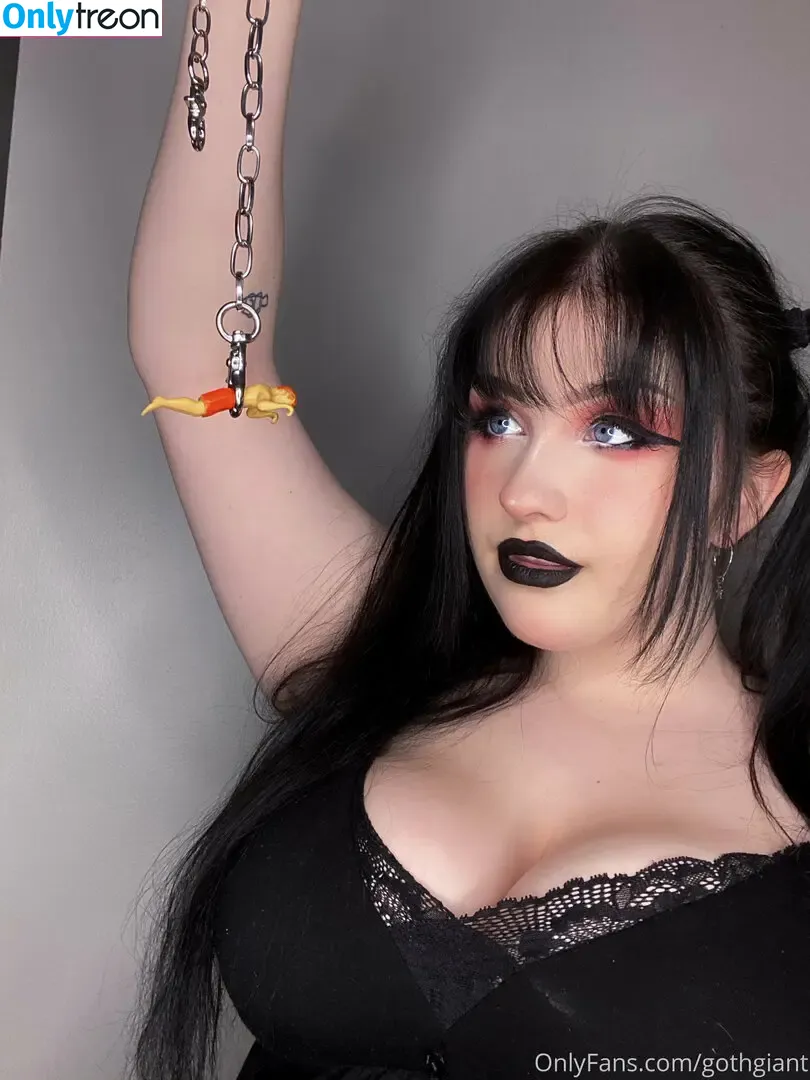 gothgiant nude photo #0043 (goth__egg)