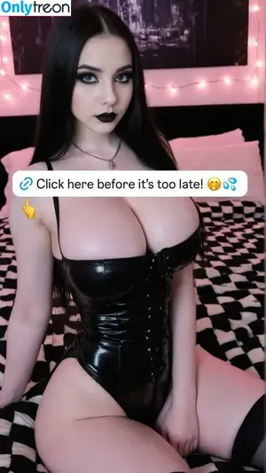 gothgirlsofi nude photo #0005