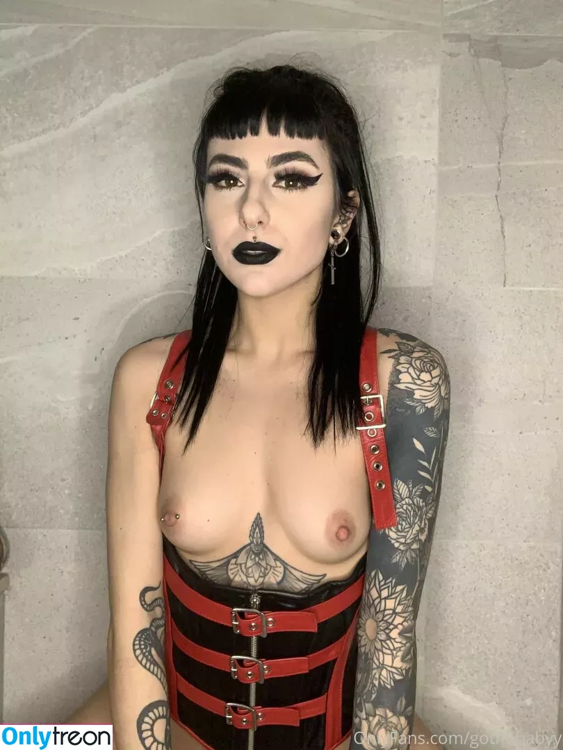 gothhbabyy nude photo #0028 (gothhbaby)