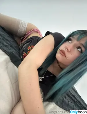 Gothymia / miasbloom nude photo #0008